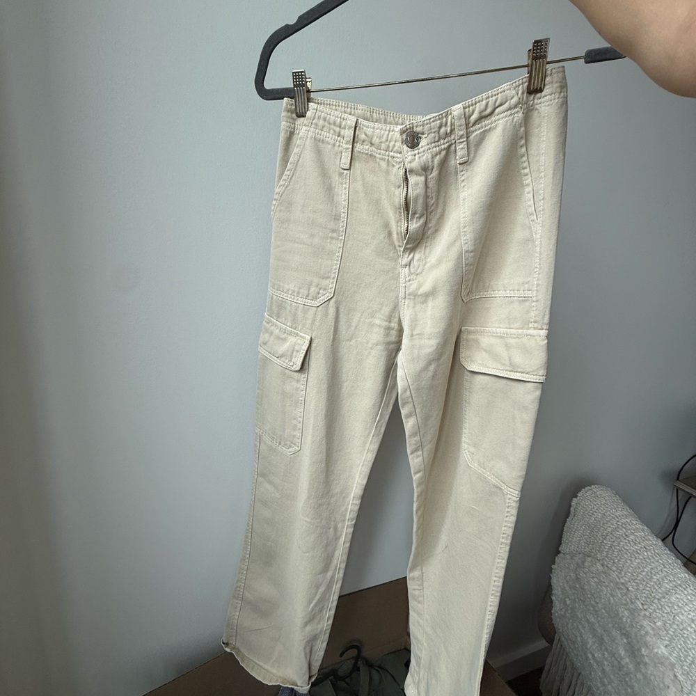 Zara women Beige Cargo Pants US 2